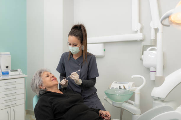 Best Weekend Emergency Dentist in Negaunee, MI